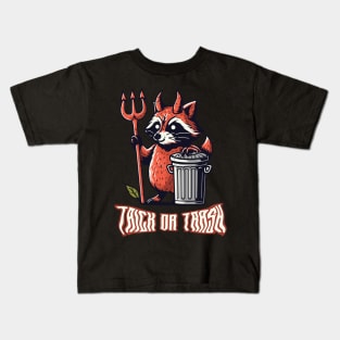 Trick or trash Kids T-Shirt